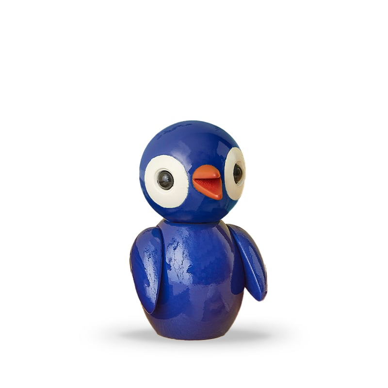 Spring Copenhagen dazzling dark blue fugl