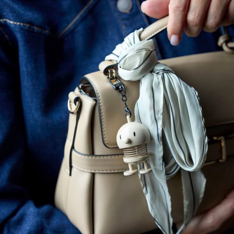Hoptimist taske-charm latte