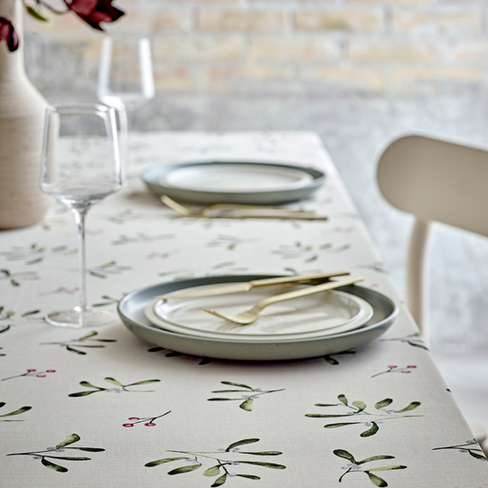 Södahl Christmas Days juledug hvid 140x350 cm