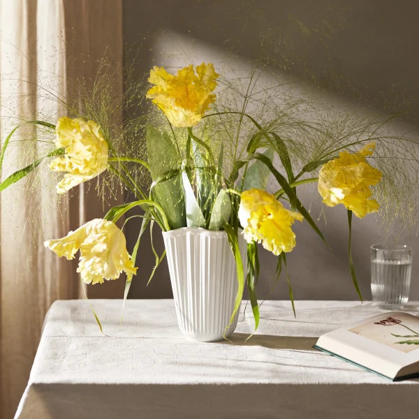 Hammershøi Unfold Vase H20,5 cm Hvid