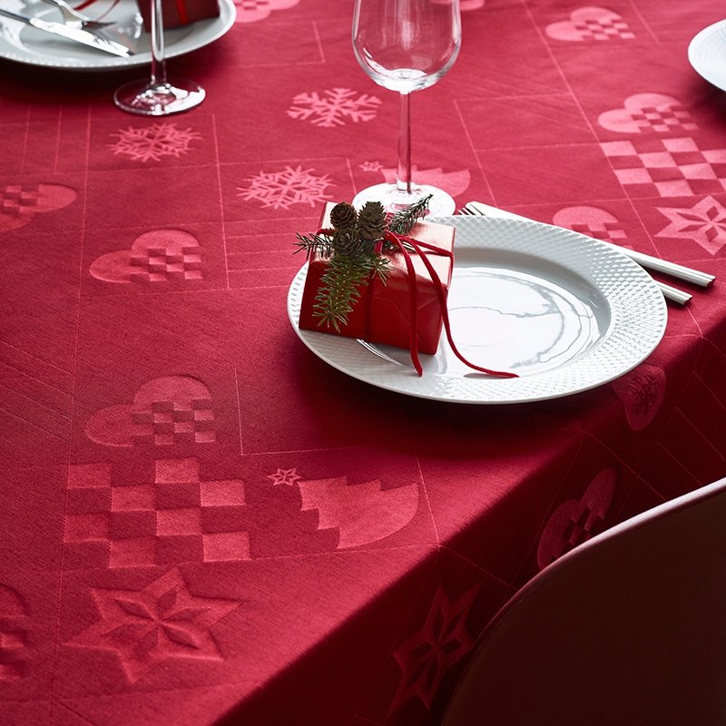 Juna Damask Dug Natale 150x220 cm rød