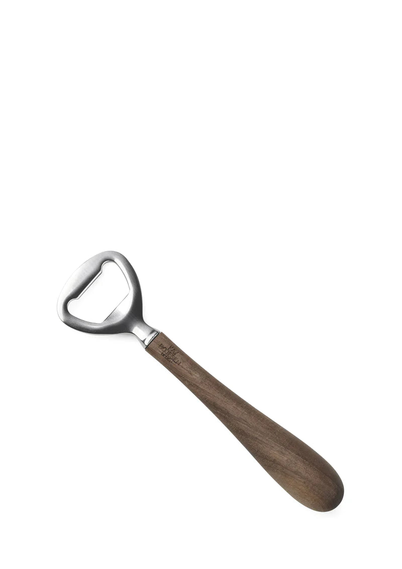 Kay Bojesen oplukker i valnød