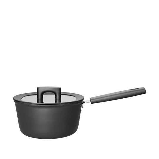 Fiskars Hard Face kasserolle 2,5 liter med låg