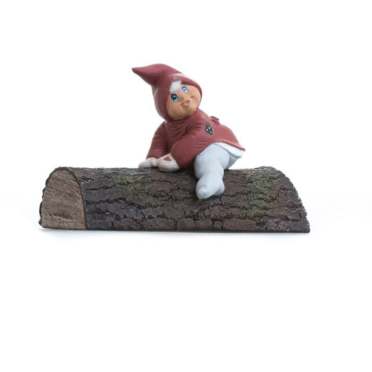 Klarborg Esther På Træstamme